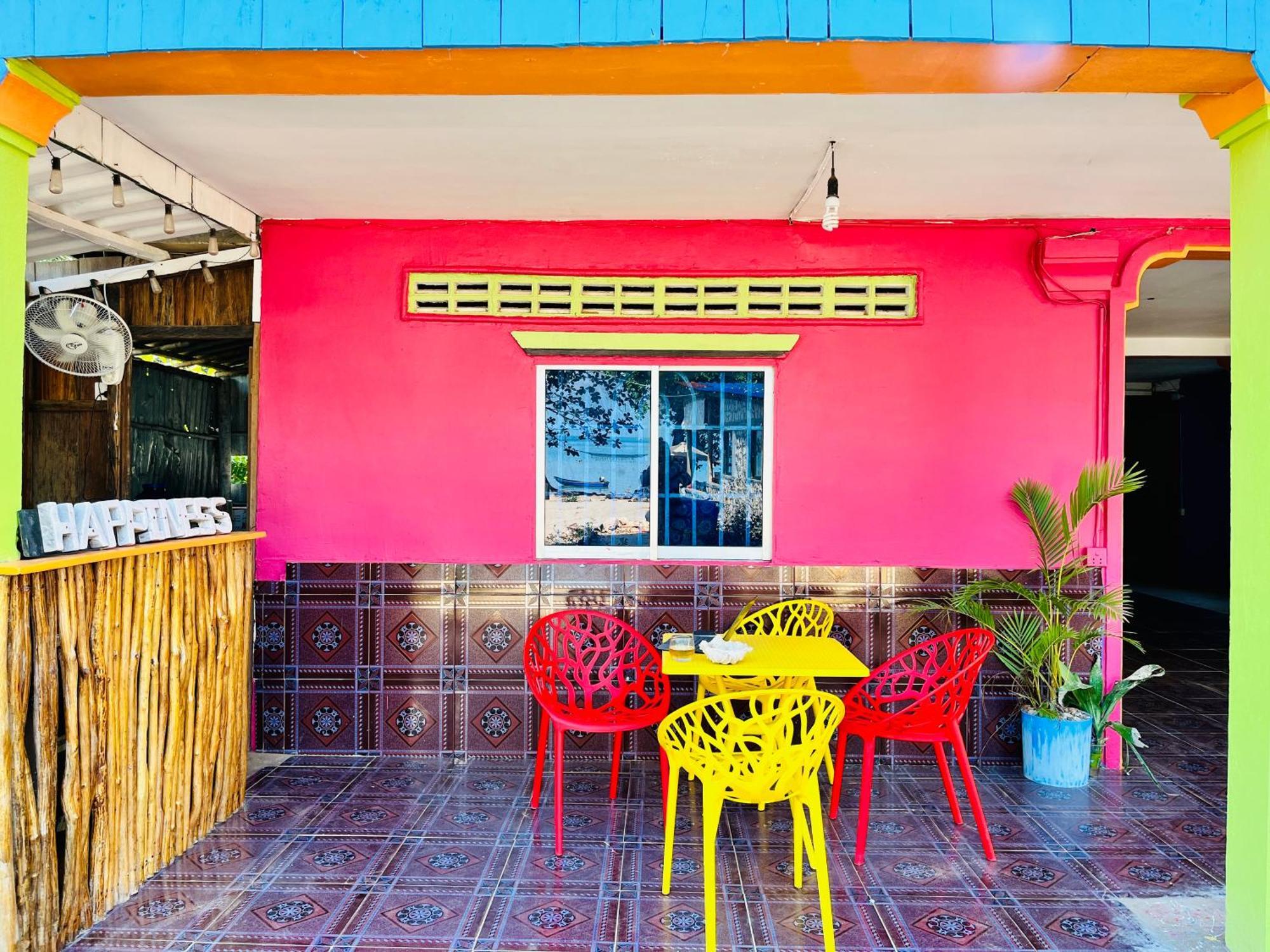 Happiness Guesthouse Ронгсанлем Экстерьер фото