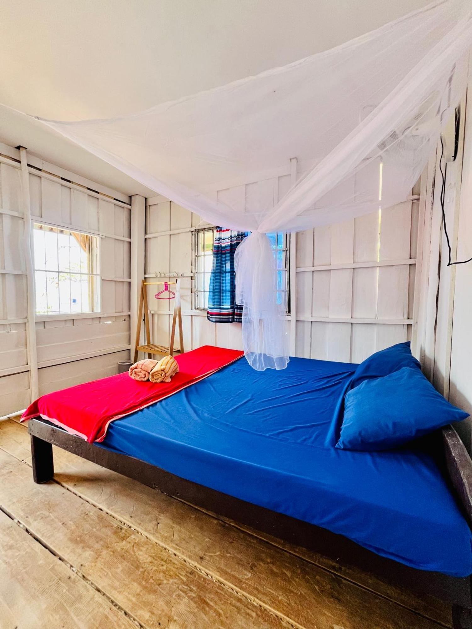Happiness Guesthouse Ронгсанлем Экстерьер фото
